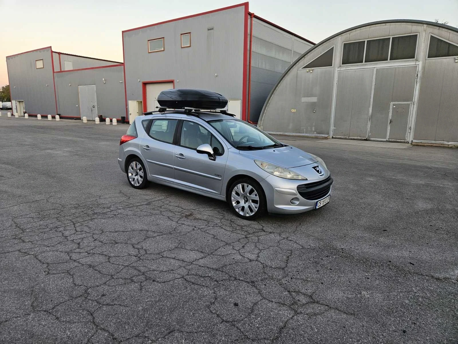 Peugeot 207, снимка 7 - Автомобили и джипове - 56588640