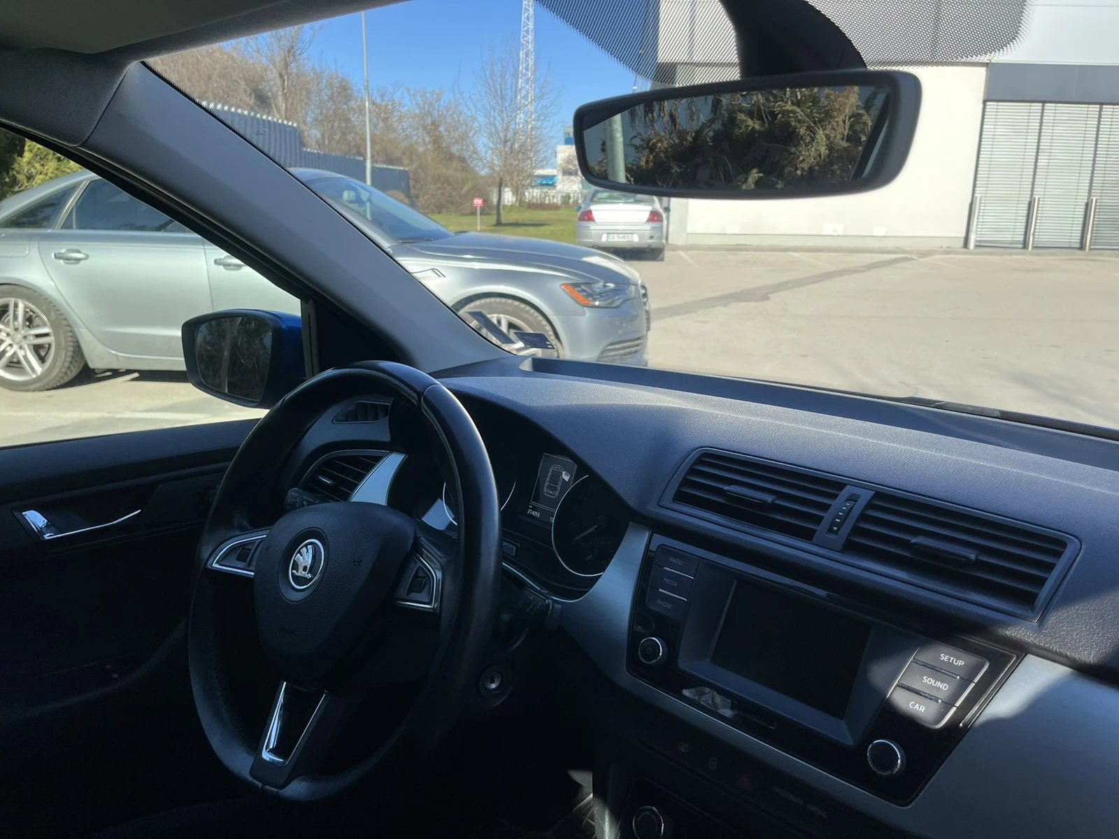 Skoda Fabia, снимка 8 - Автомобили и джипове - 56600221