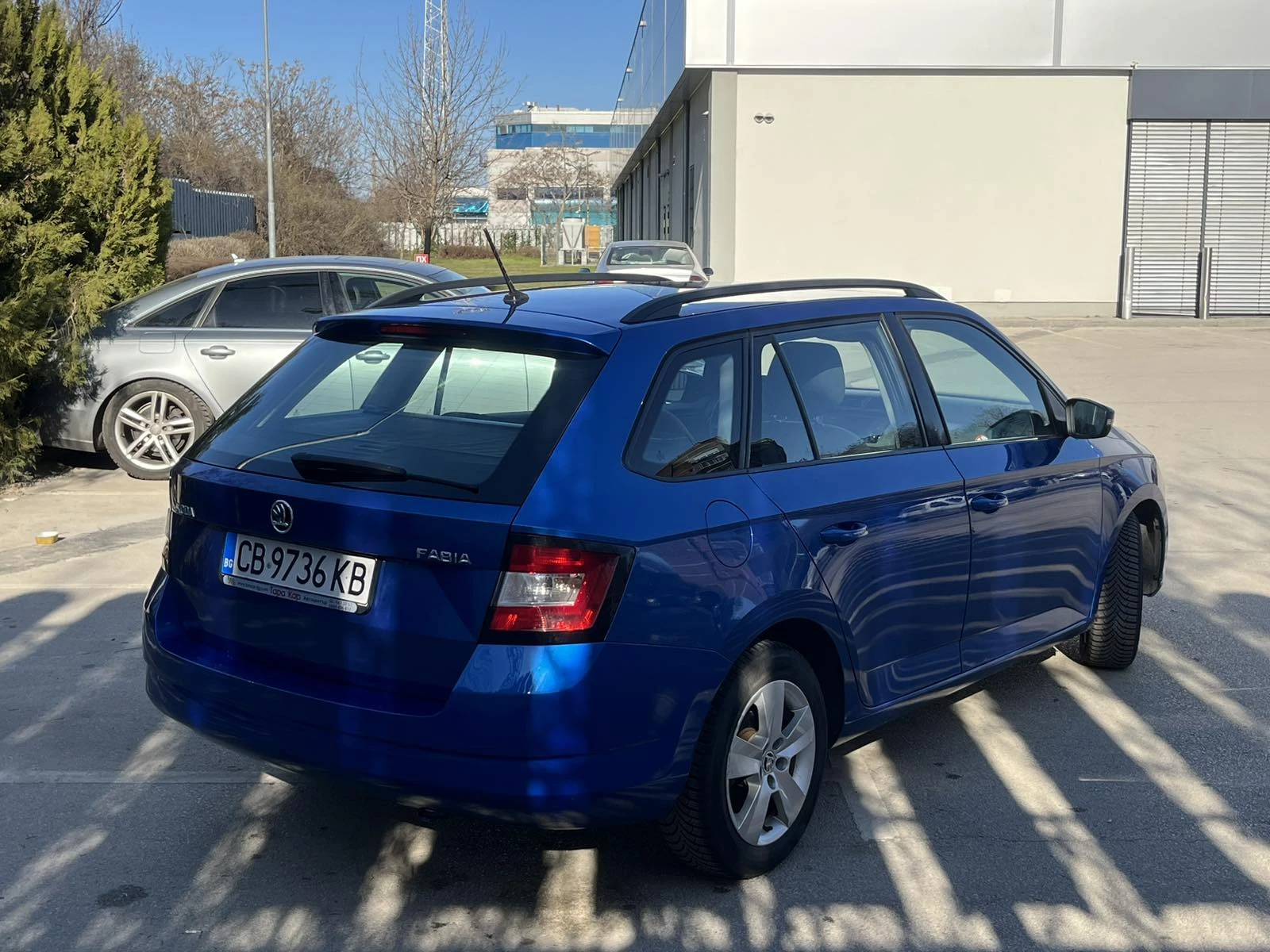 Skoda Fabia, снимка 4 - Автомобили и джипове - 56600221