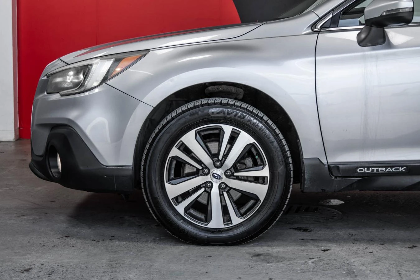 Subaru Outback 3.6R * Premium Limited* 4x4, снимка 3 - Автомобили и джипове - 56735392