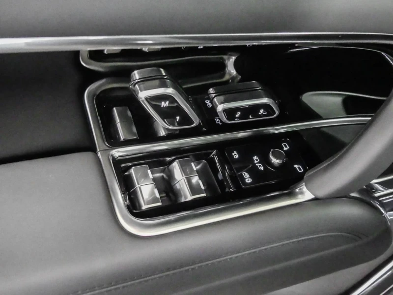 Land Rover Range rover P530 LWB AUTOBIOGRAPHY 7-SEATS, снимка 7 - Автомобили и джипове - 51508910