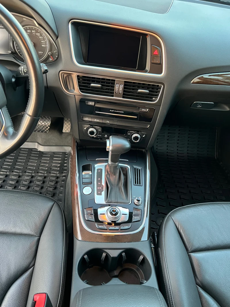Audi Q5 2.0 TFSI, снимка 10 - Автомобили и джипове - 52556738