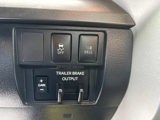 Toyota Tundra SR5 Double Cab !FULL!, снимка 16 - Автомобили и джипове - 55099872