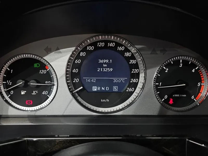 Mercedes-Benz GLK 220 Cdi Premium, снимка 8 - Автомобили и джипове - 56017539