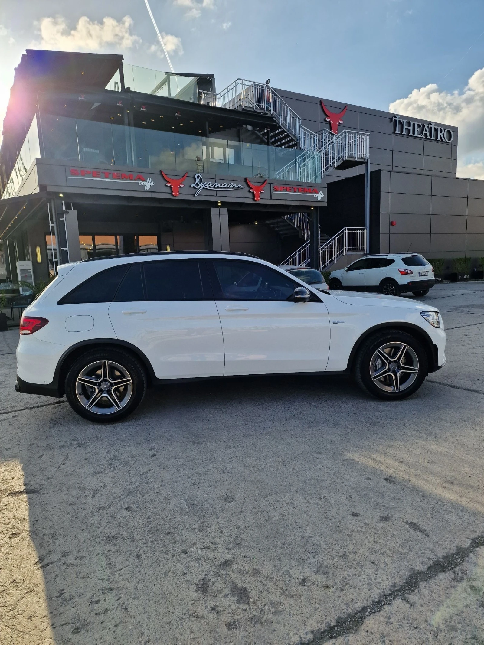 Mercedes-Benz GLC 43 AMG 39 000 км. - изображение 5