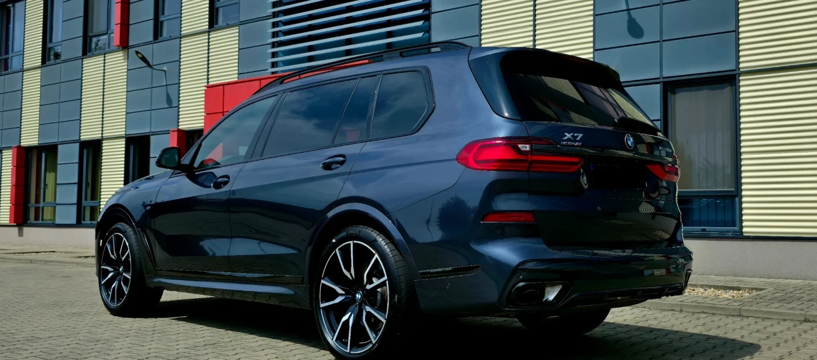 BMW X7 30d xDrive M-pack 5 + 1 - изображение 2