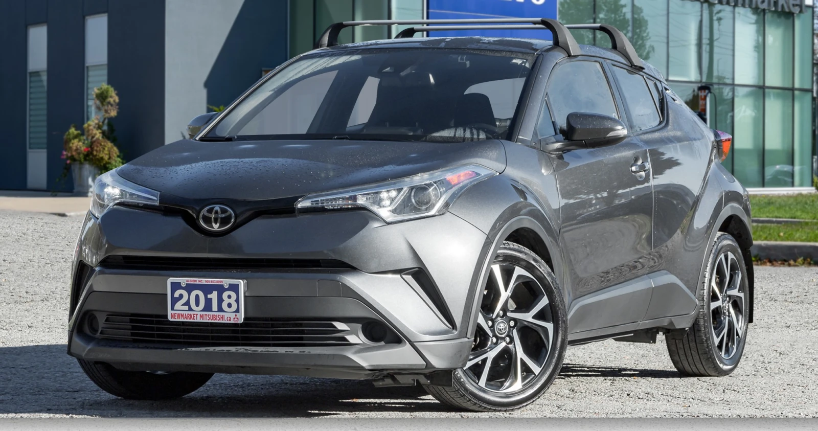 Toyota C-HR XLE*  | Mobile.bg   1