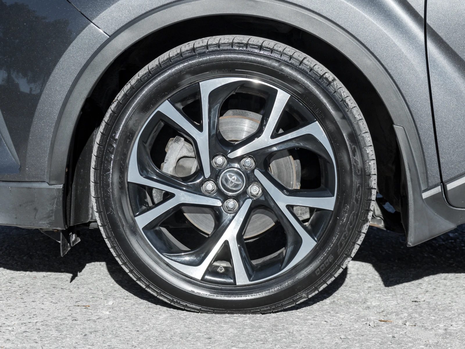 Toyota C-HR XLE*  | Mobile.bg   17