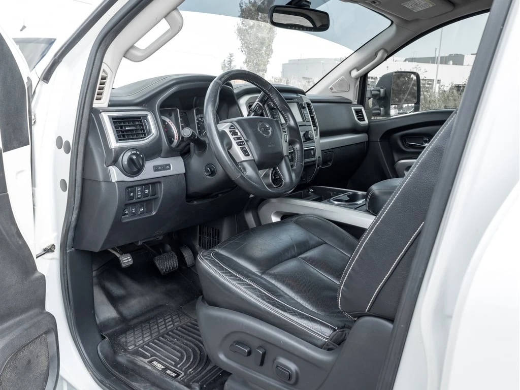 Nissan Titan crew cab * PRO 4X 5.0L WHOLESALE TO THE PUBLIC | YOU CERTIF - изображение 9