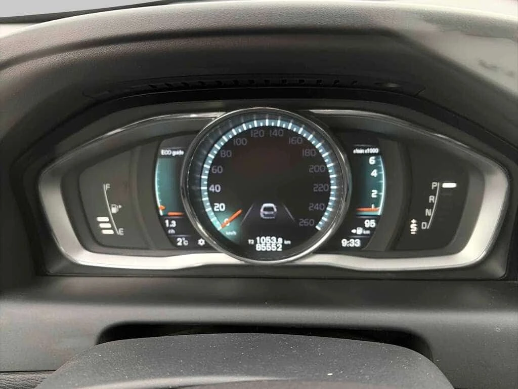 Volvo XC60 * T5 SE Premier AWD Navi Panoramic Sunroof * CARFA - изображение 8