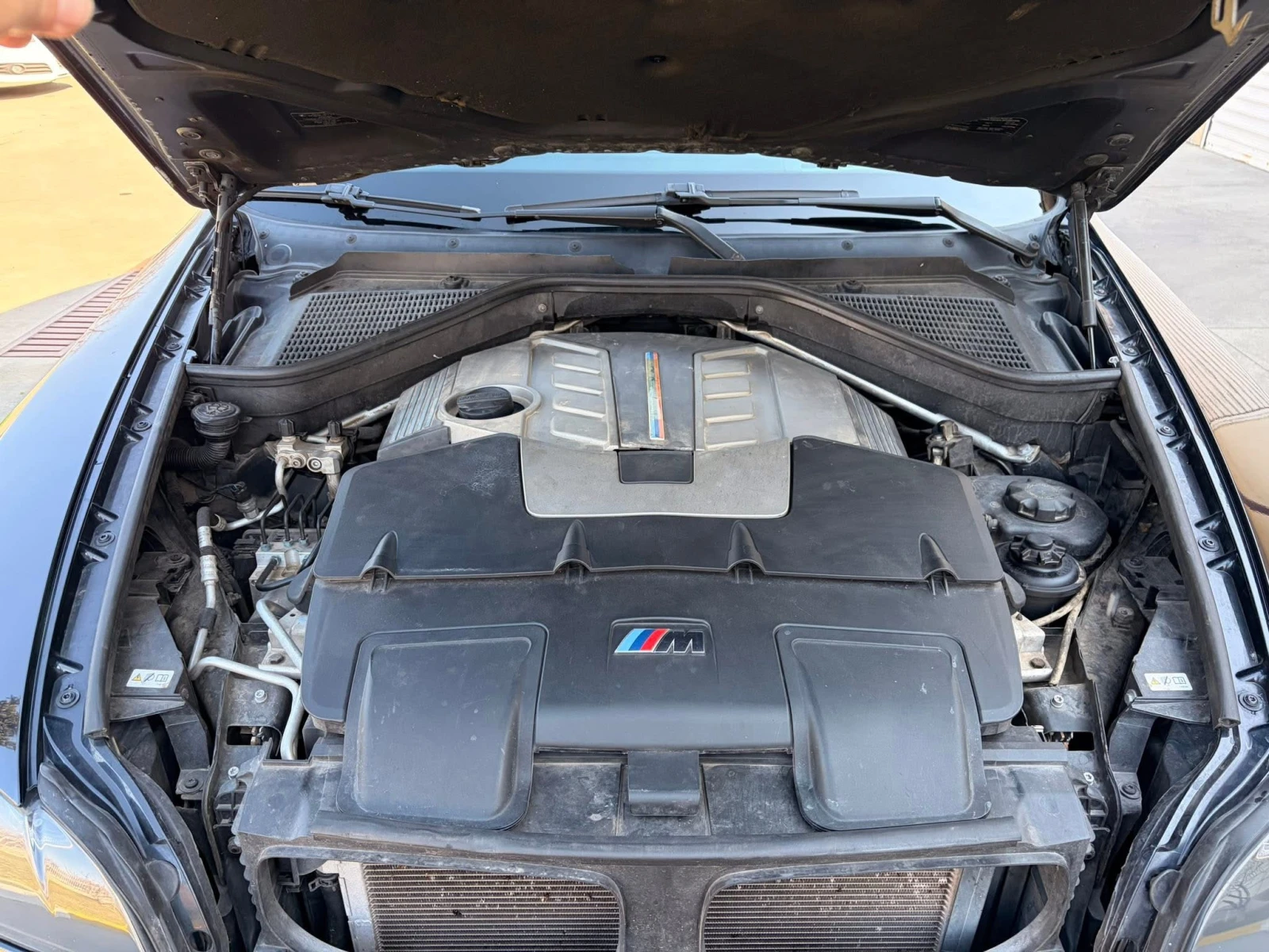 BMW X6 M-power 555hp, снимка 17 - Автомобили и джипове - 53929203