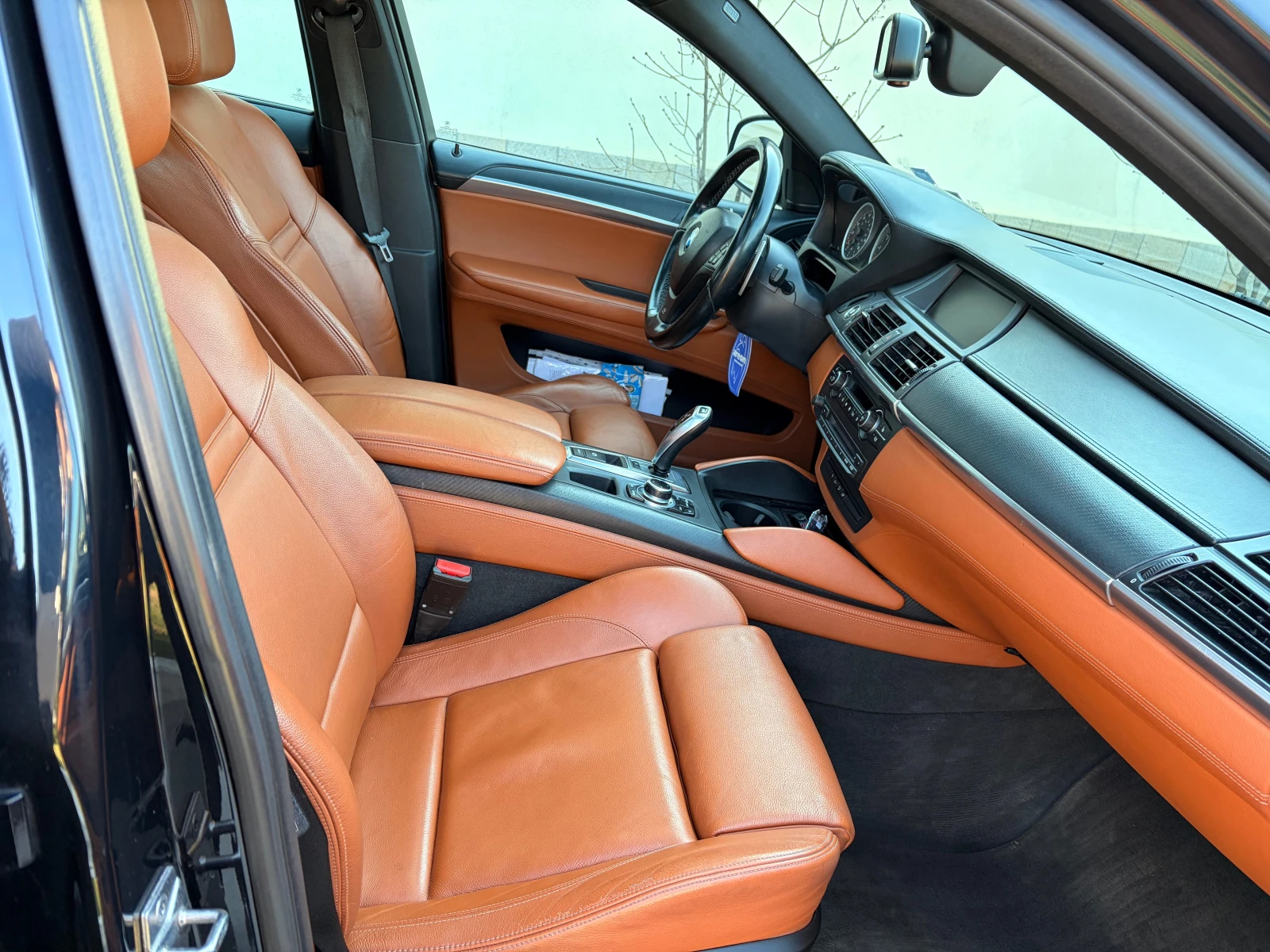 BMW X6 M-power 555hp, снимка 10 - Автомобили и джипове - 53929203