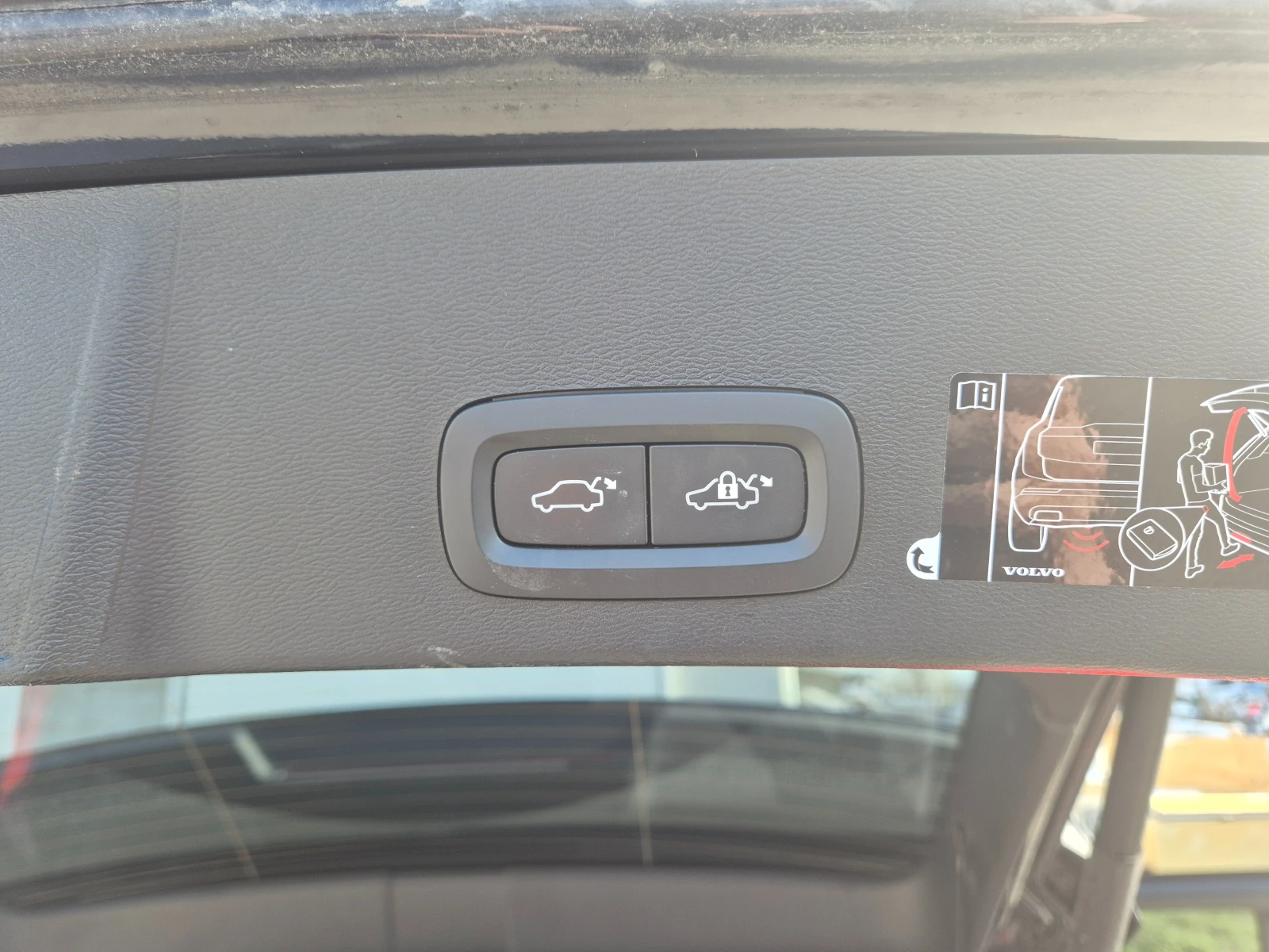 Volvo XC40 Т5 Momentum. 4х4.Като нова. 59 хил. 252к.с., снимка 12 - Автомобили и джипове - 54059965