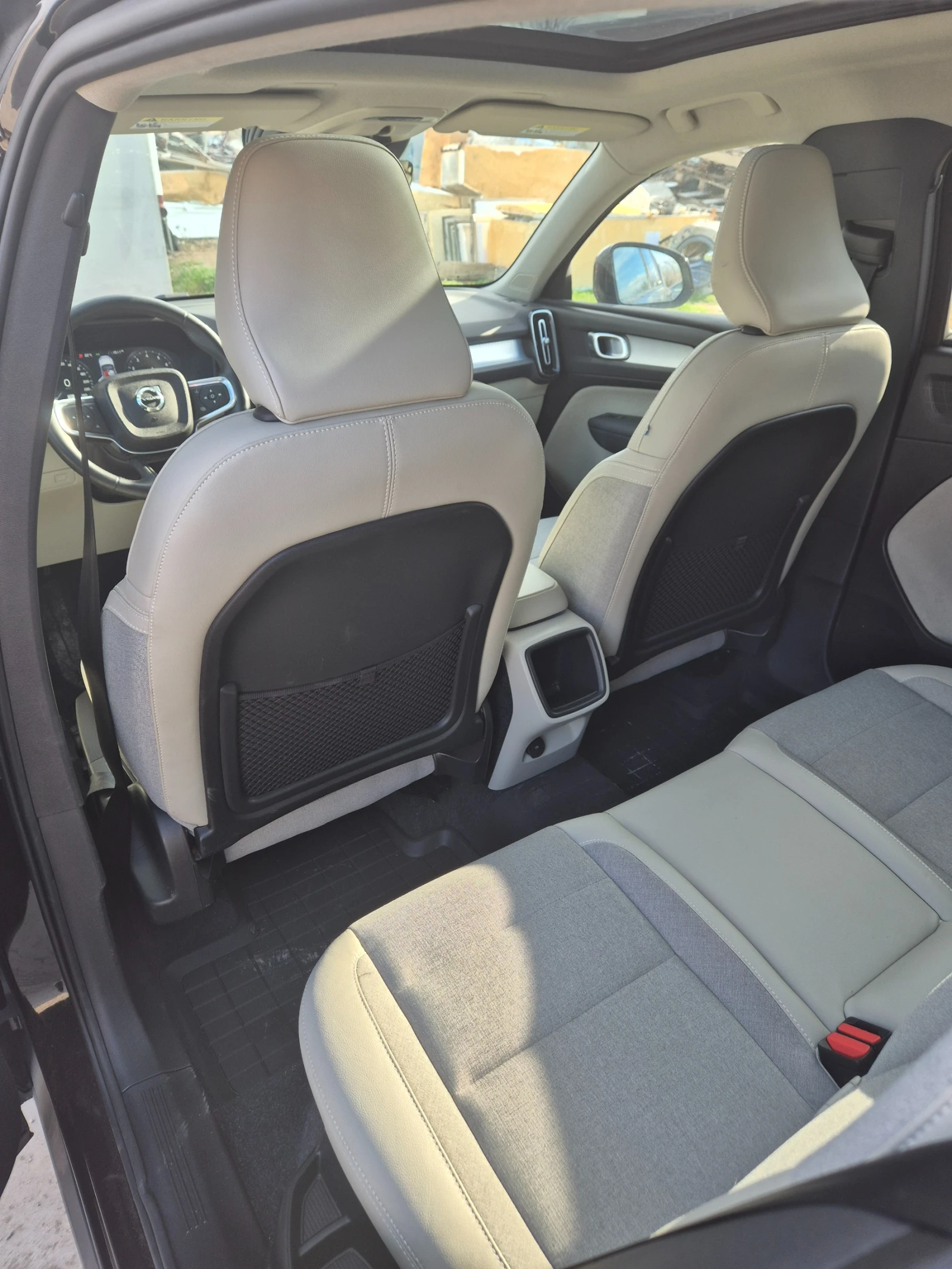 Volvo XC40 Т5 Momentum. 4х4.Като нова. 59 хил. 252к.с., снимка 14 - Автомобили и джипове - 54059965