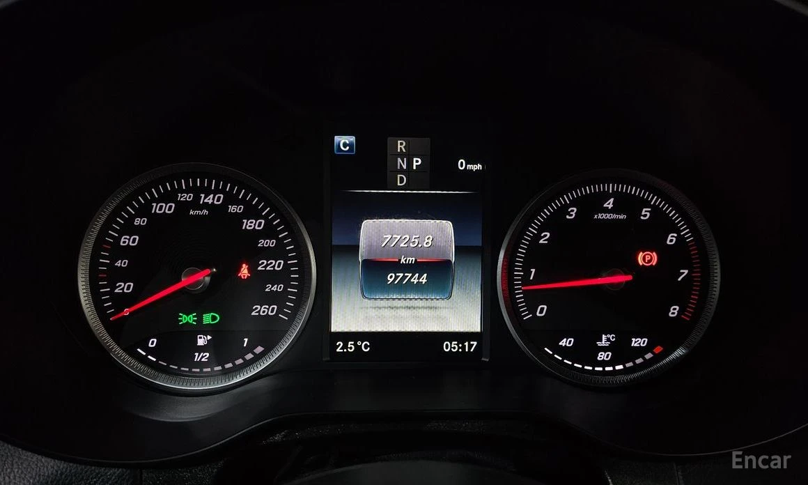 Mercedes-Benz GLC 300 4MATIC* COUPE* 360 КАМЕРИ* ПАМЕТ* МЪРТВА ТОЧКА, снимка 12 - Автомобили и джипове - 54230127