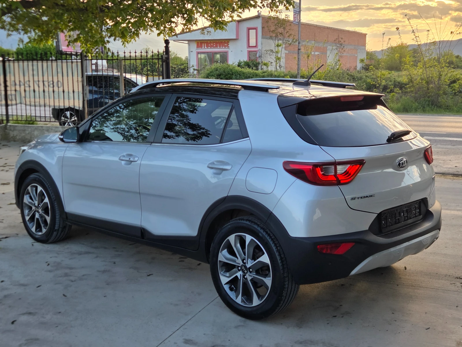 Kia Stonic 1.6 CRDI * ENERGY* FACE* KAYLESS GO* * KAMERA* *  | Mobile.bg � ����������� 5