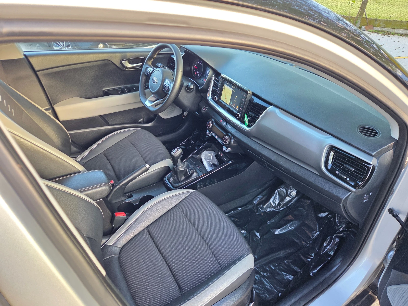 Kia Stonic 1.6 CRDI * ENERGY* FACE* KAYLESS GO* * KAMERA* *  | Mobile.bg � ����������� 17