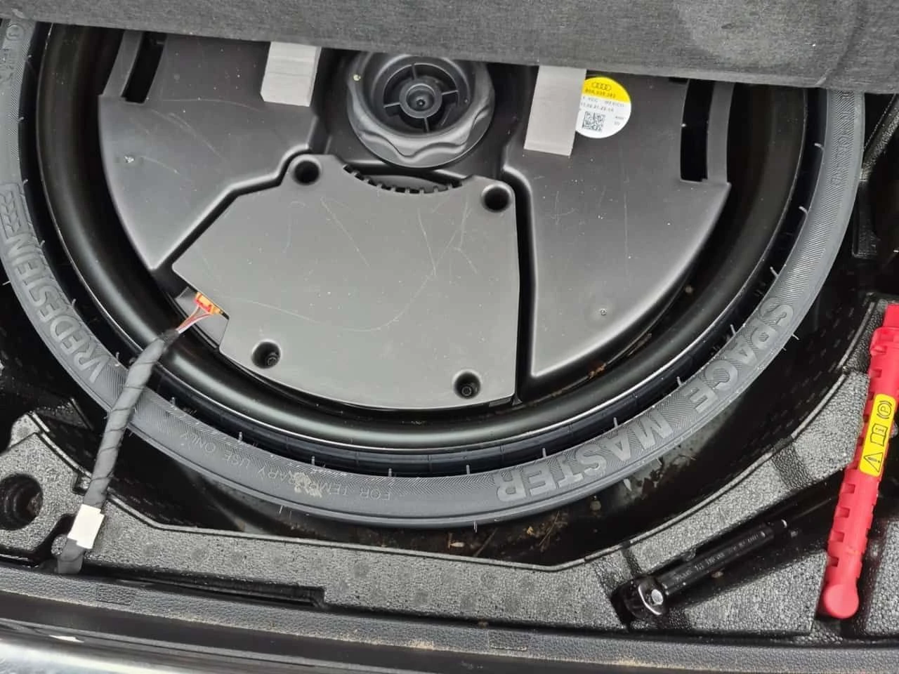 Audi Q5 * PROGRESSIV * ДИСТРОНИК * PANO * DIGITAL, снимка 15 - Автомобили и джипове - 54612020
