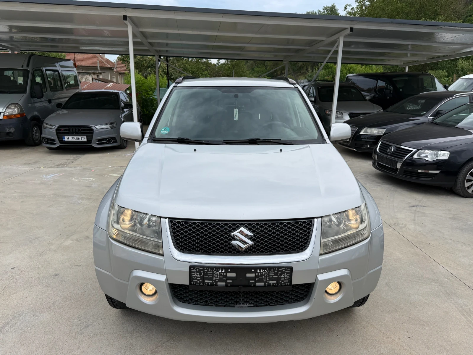 Suzuki Grand vitara 1.9DDIS 4X4 ЛИЗИНГ, снимка 2 - Автомобили и джипове - 55307328