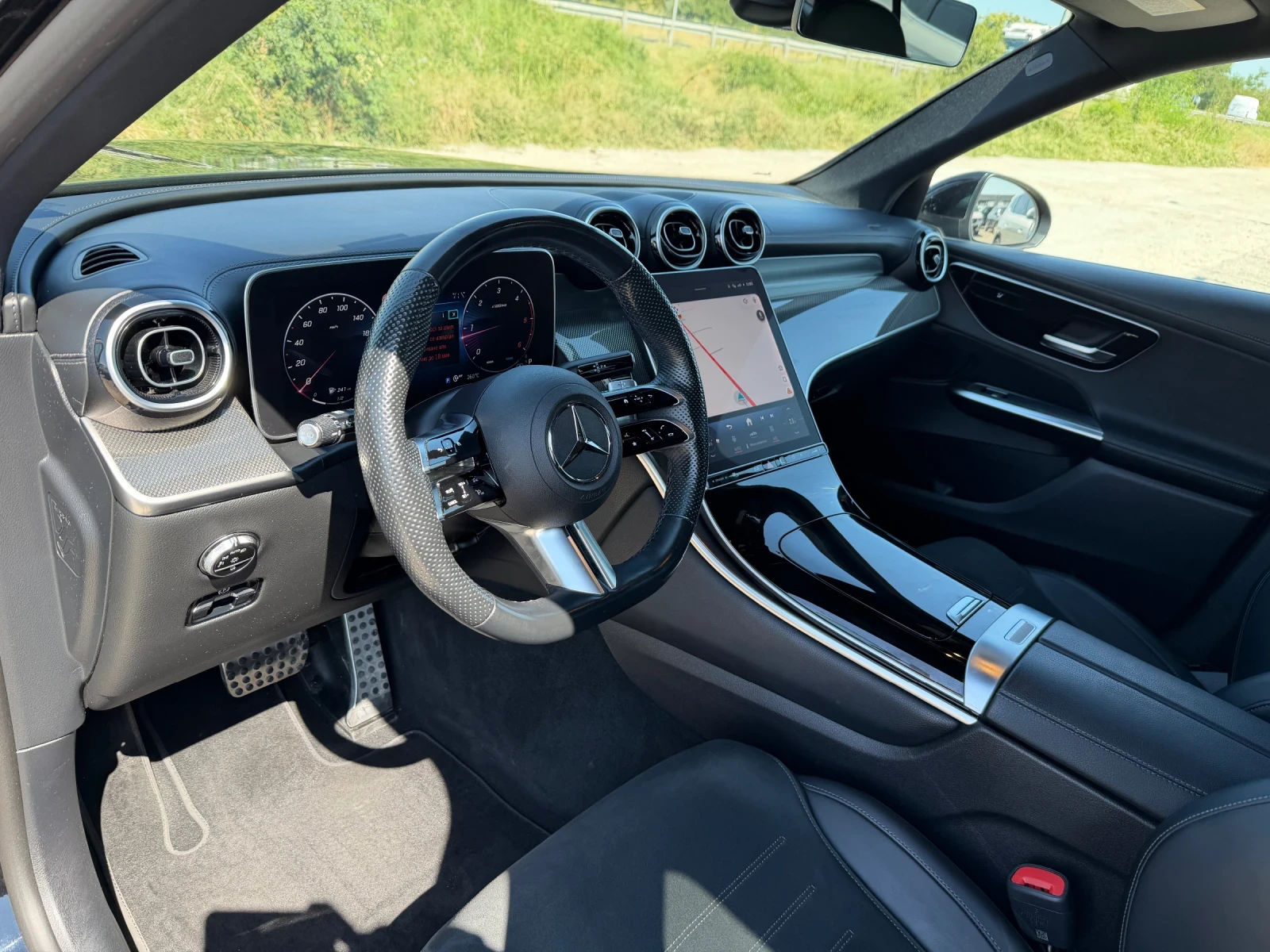 Mercedes-Benz GLC 220 AMG 4 MATIC, снимка 10 - Автомобили и джипове - 55486009