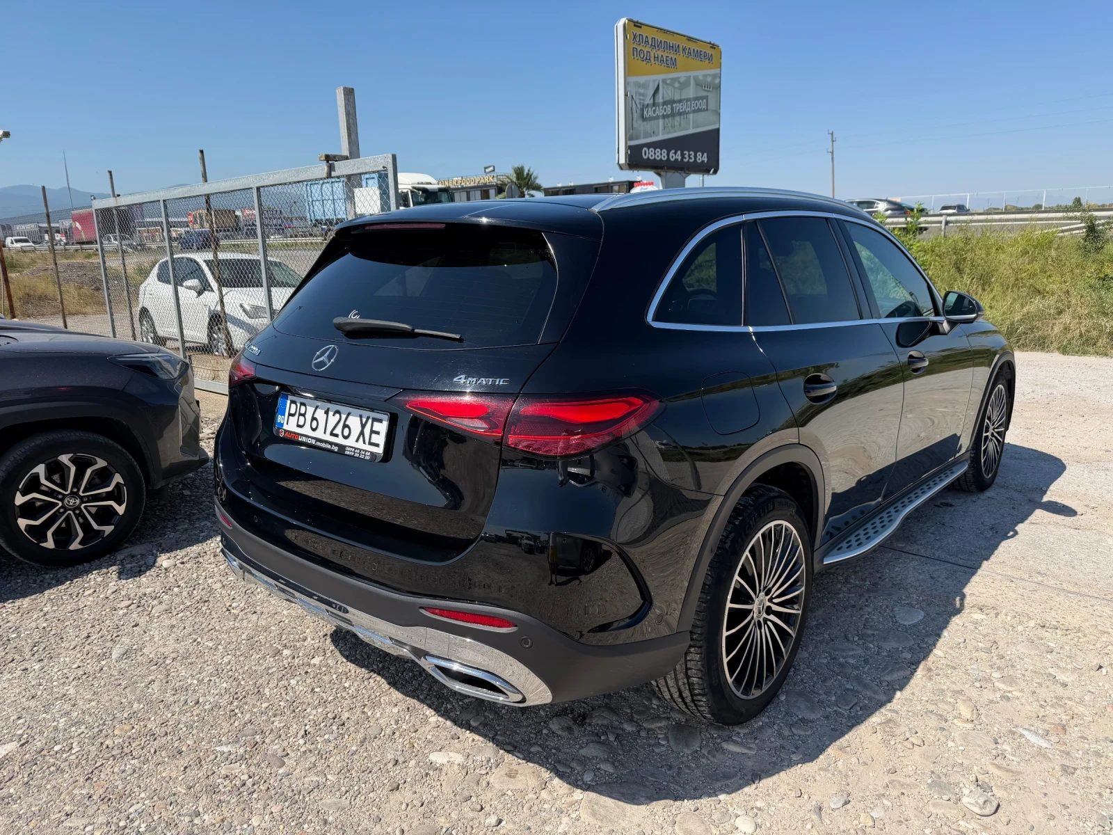 Mercedes-Benz GLC 220 AMG 4 MATIC, снимка 5 - Автомобили и джипове - 55486009