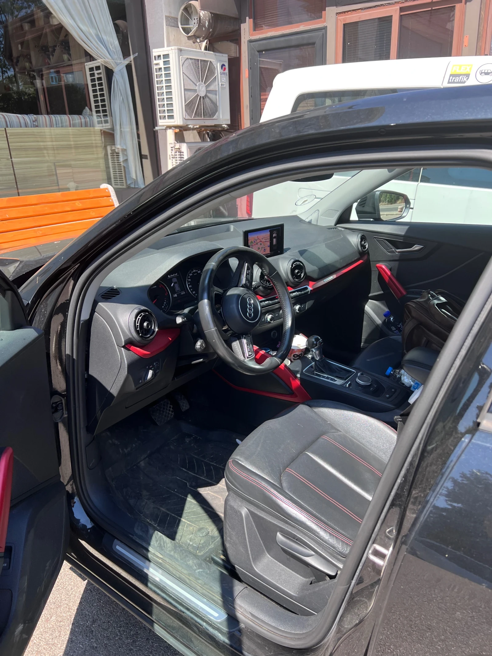 Audi Q2, снимка 5 - Автомобили и джипове - 55631245