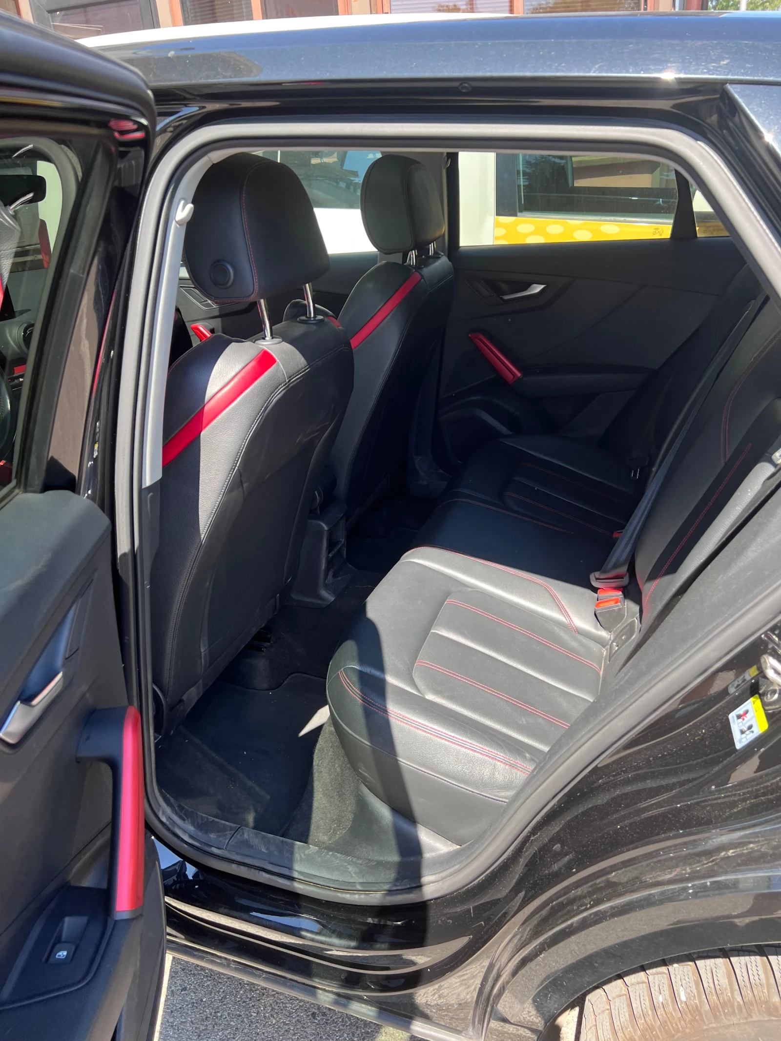 Audi Q2, снимка 4 - Автомобили и джипове - 55631245