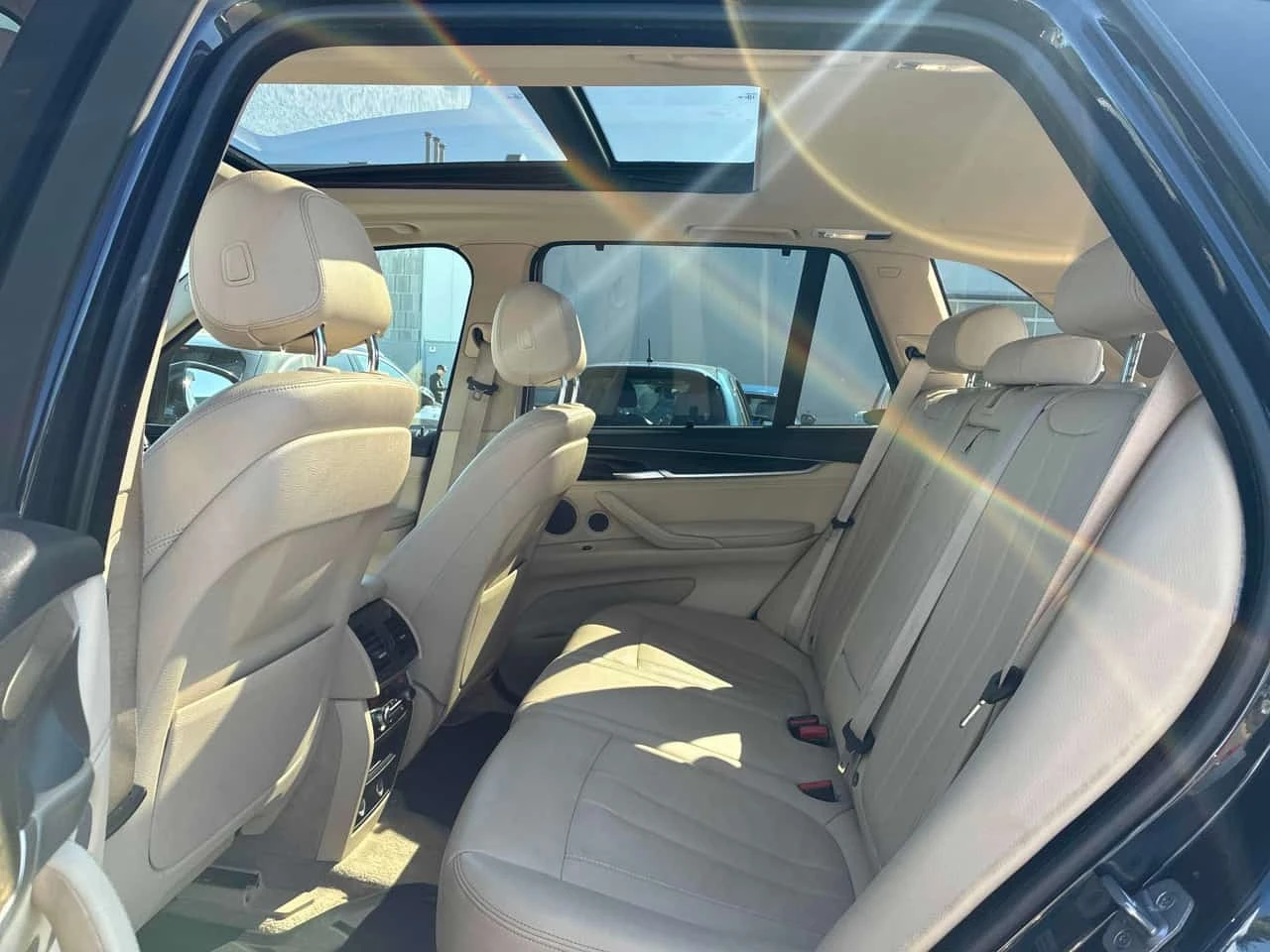BMW X5 * xDrive35i * АВТОКРЕДИТ * ОТ ПРЕДСТАВИТЕЛСТВО, снимка 12 - Автомобили и джипове - 56267423