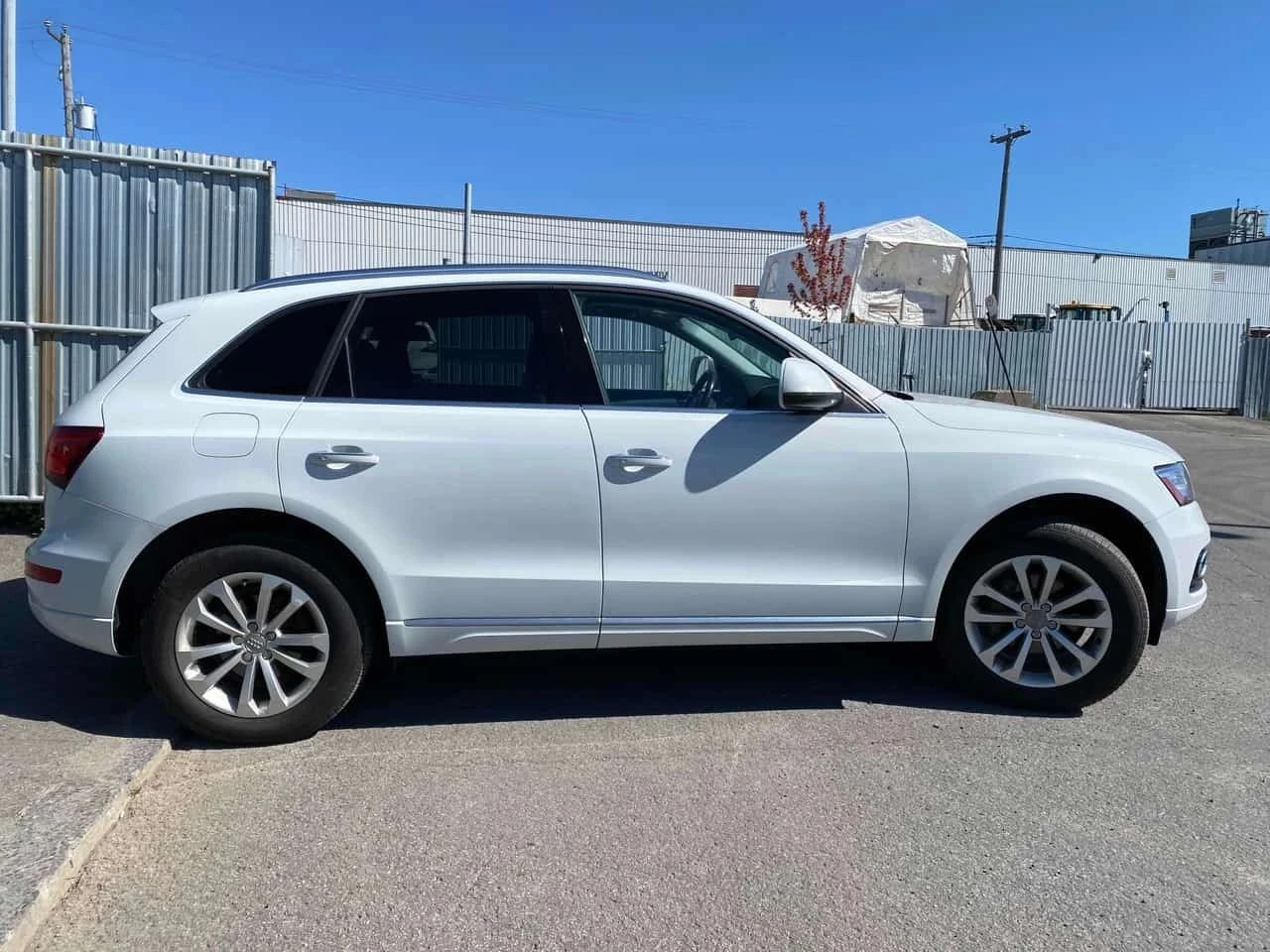 Audi Q5, снимка 4 - Автомобили и джипове - 56686112