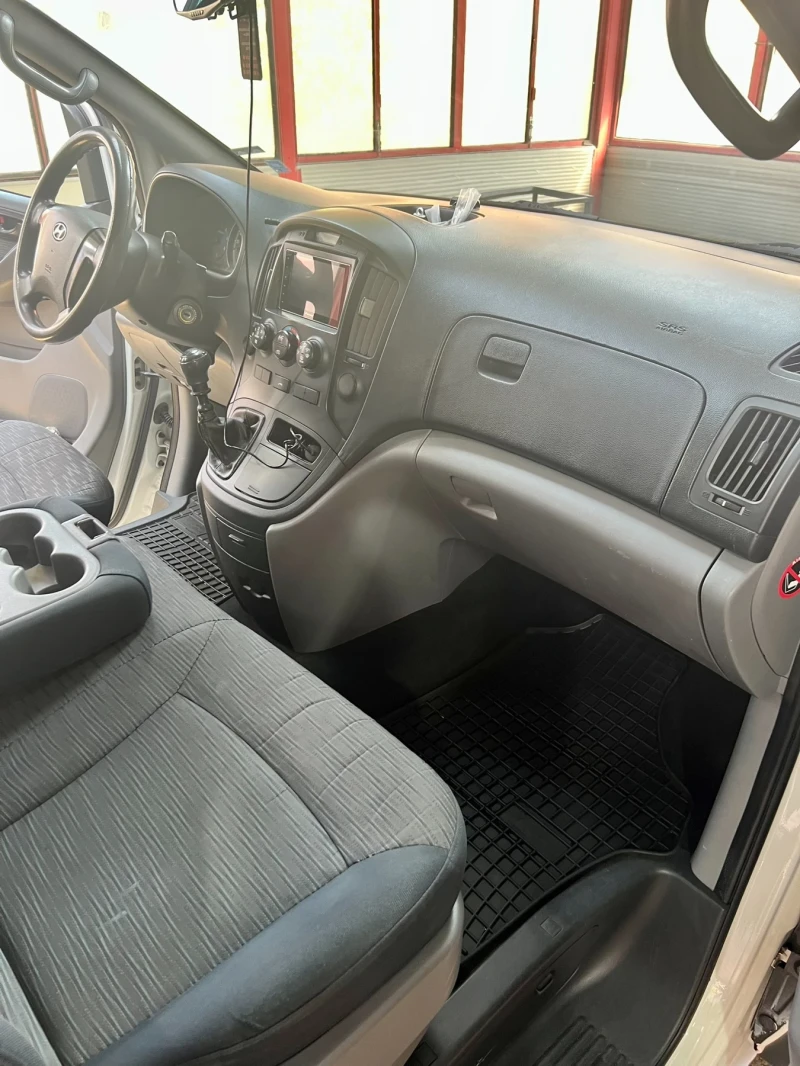 Hyundai H1, снимка 6 - Бусове и автобуси - 52041381