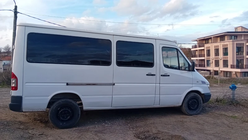 Mercedes-Benz Sprinter 313 2.2, снимка 4 - Бусове и автобуси - 52829732