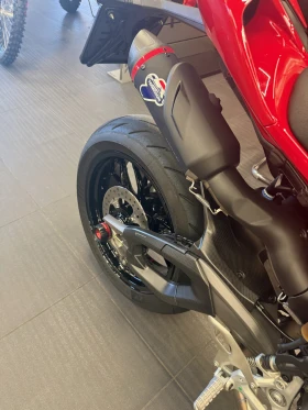 Ducati Streetfighter V2 S, снимка 11
