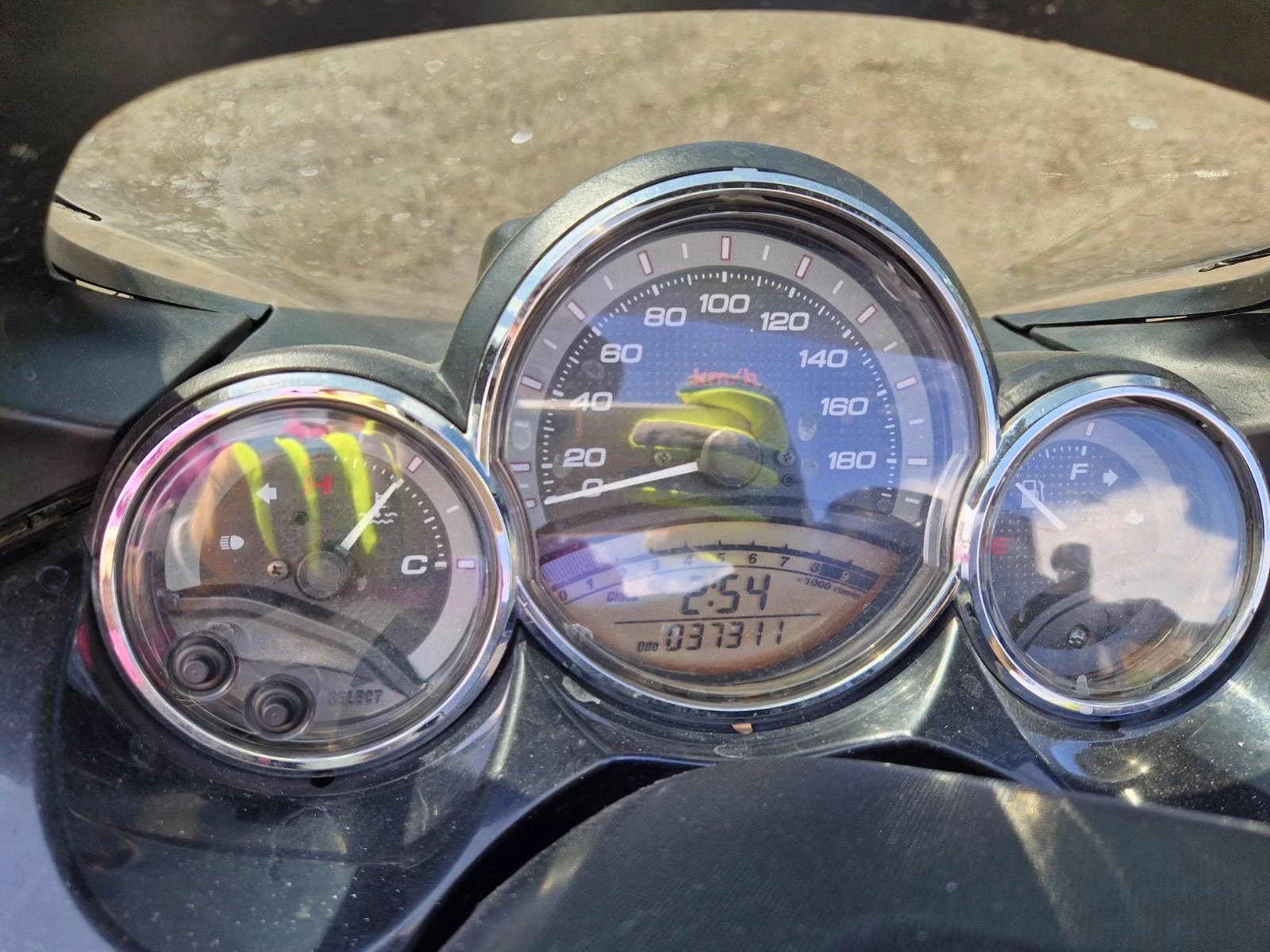 Yamaha T-max  - изображение 7