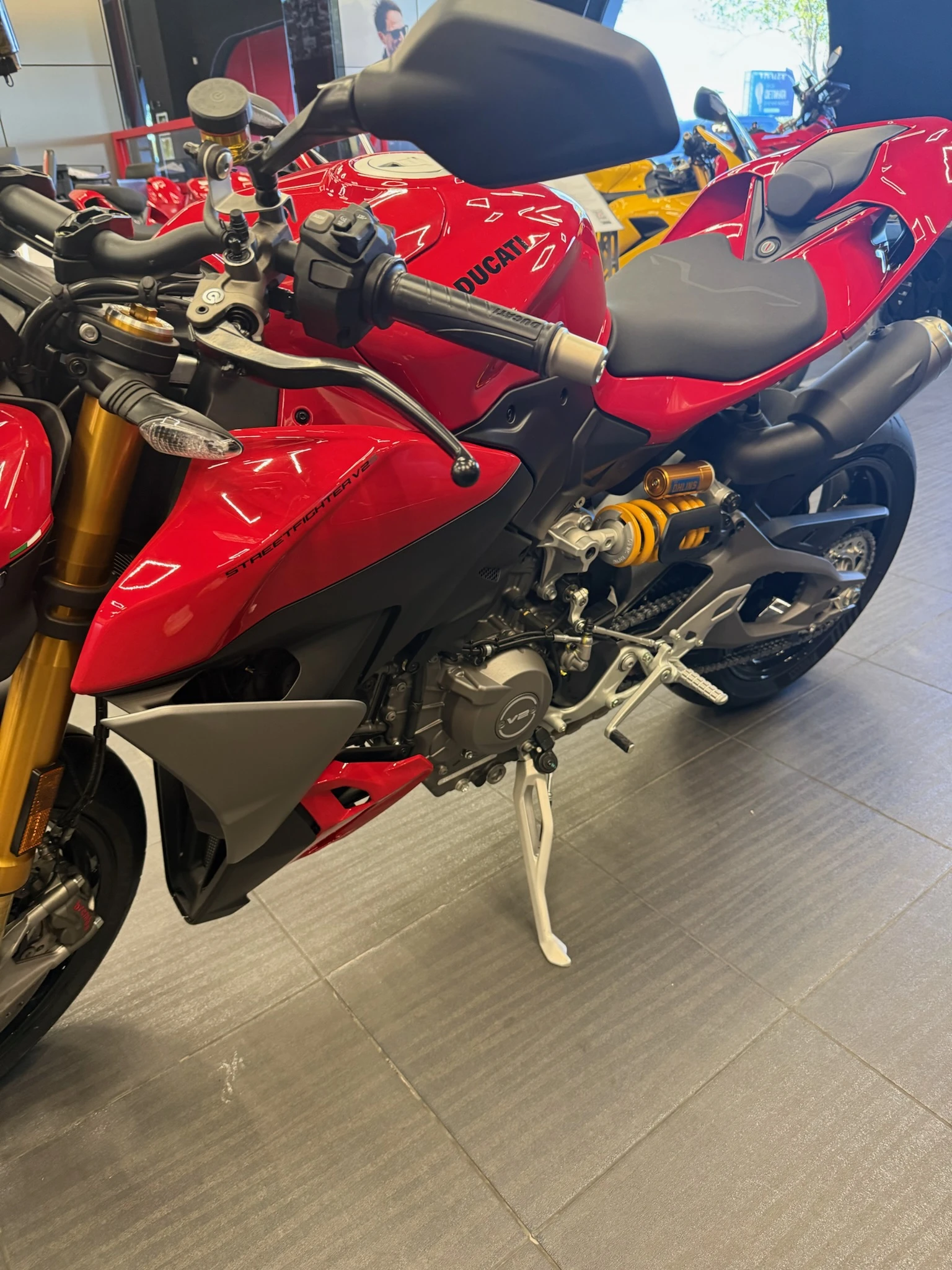 Ducati Streetfighter V2 S, снимка 17 - Мотоциклети и мототехника - 56329678