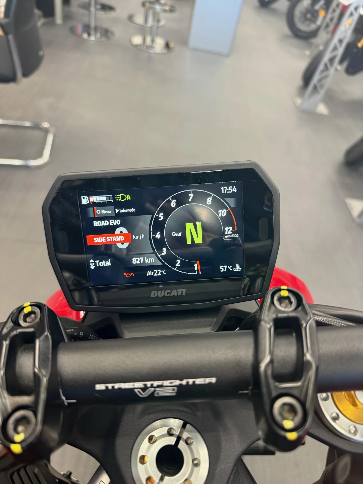 Ducati Streetfighter V2 S, снимка 14 - Мотоциклети и мототехника - 56329678