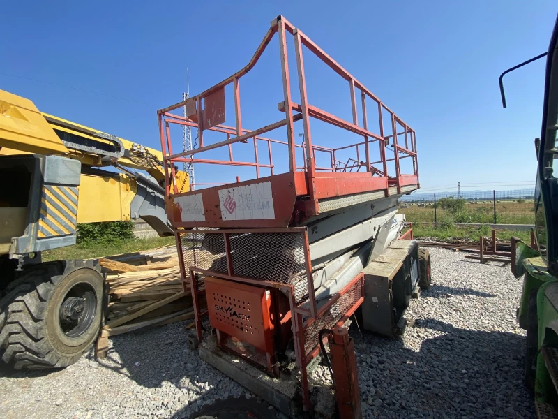 Автовишка Друга марка SkyJack SJ9250 RT, снимка 6 - Индустриална техника - 50685029