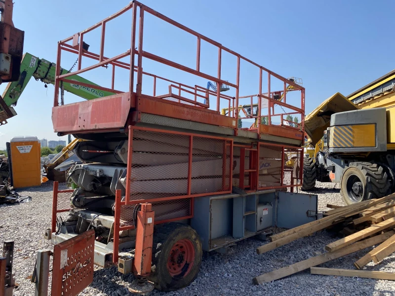 Автовишка Друга марка SkyJack SJ9250 RT, снимка 2 - Индустриална техника - 50685029