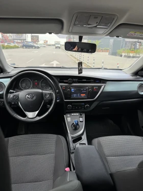 Toyota Auris 1.8 HYBRID , снимка 9