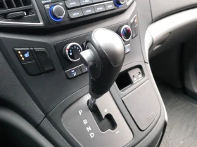 Hyundai Starex 2.5 Automatic, снимка 9