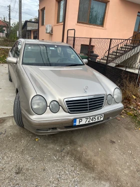     Mercedes-Benz E 270