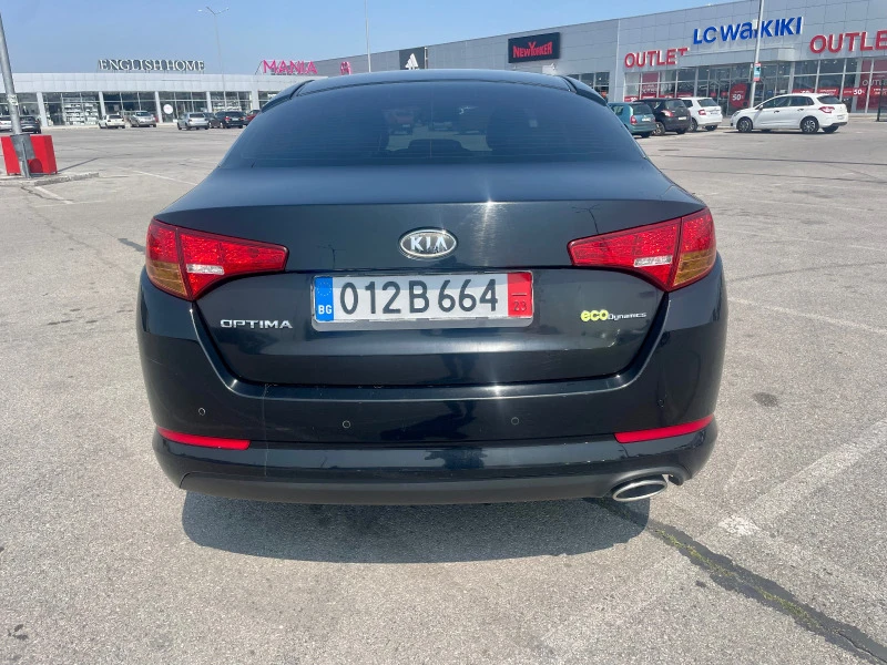 Kia Optima 1.7CRDI 16V+ кожа+ подгрев+ обдухване+ парк асист, снимка 4 - Автомобили и джипове - 41526403