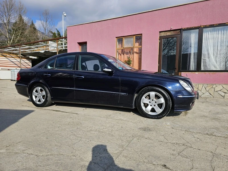 Mercedes-Benz E 320, снимка 4 - Автомобили и джипове - 47727097