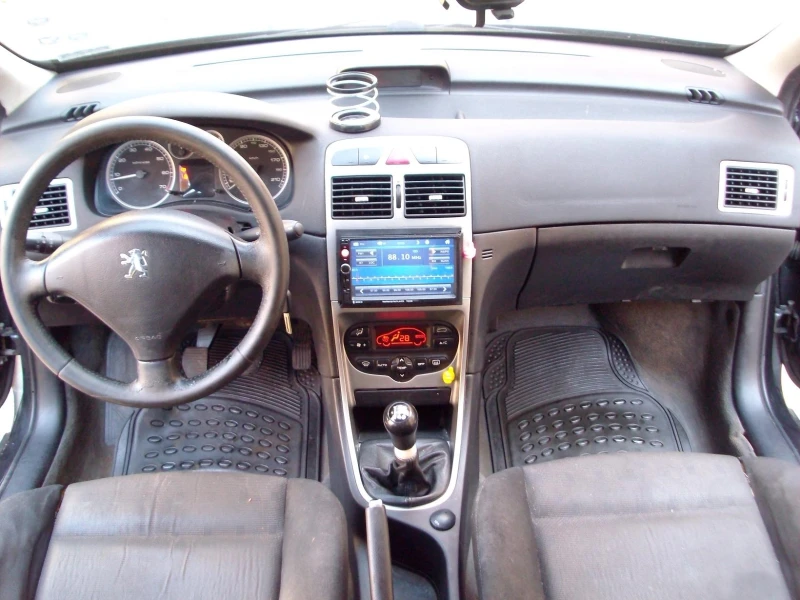 Peugeot 307 307 SW 1.6i 109 P.S. , снимка 11 - Автомобили и джипове - 47814939