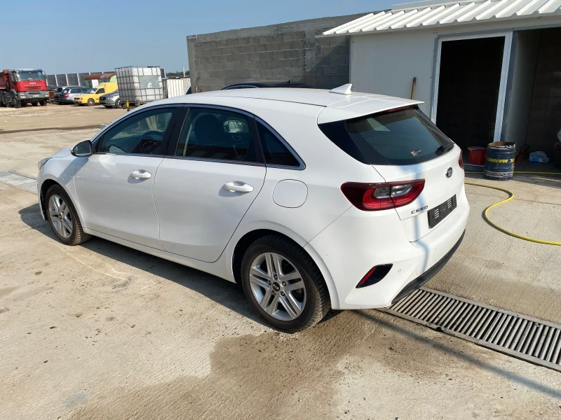 Kia Ceed Exclusive , снимка 3 - Автомобили и джипове - 49472064