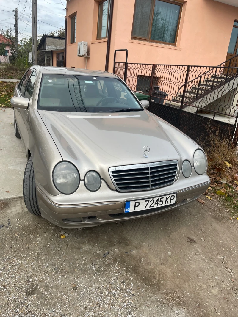 Mercedes-Benz E 270, снимка 1 - Автомобили и джипове - 48694515