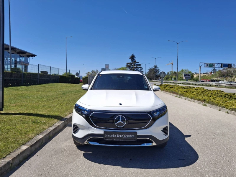 Mercedes-Benz EQB 300 4MATIC 6+ 1, снимка 3 - Автомобили и джипове - 50094185