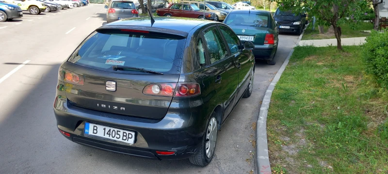 Seat Ibiza, снимка 3 - Автомобили и джипове - 52068389