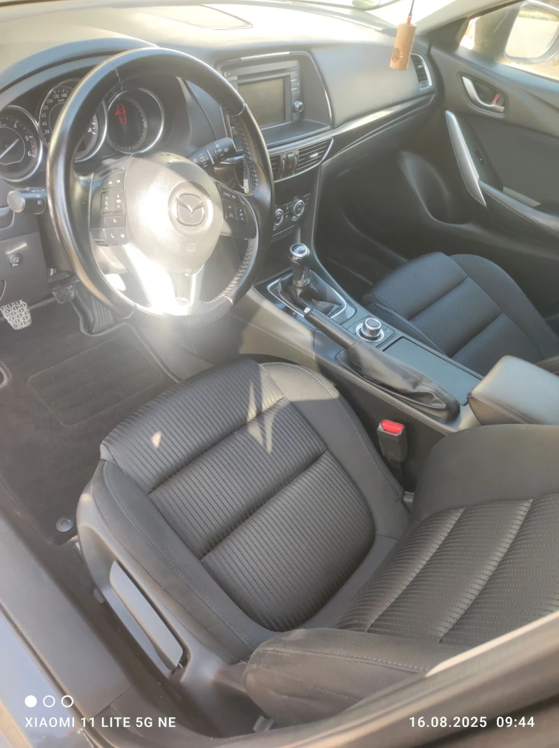 Mazda 6 2.2, снимка 13 - Автомобили и джипове - 52149138