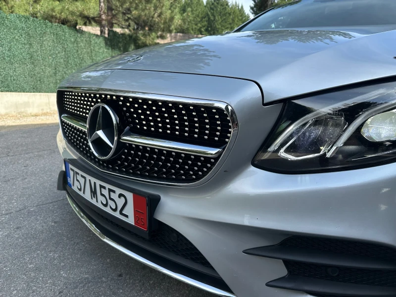 Mercedes-Benz E 350 4matic AMG Реални км/Обслужена, снимка 4 - Автомобили и джипове - 52618012