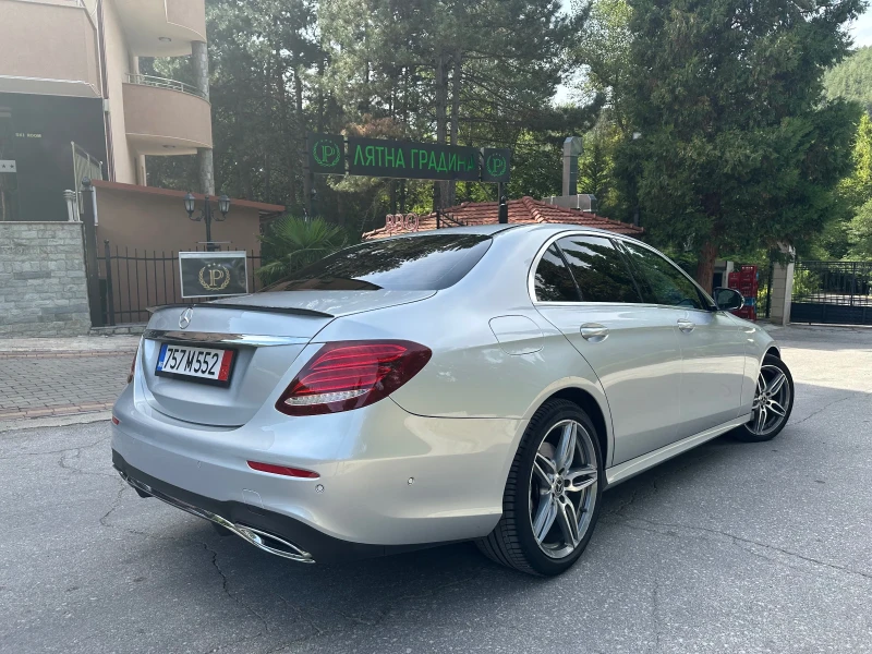 Mercedes-Benz E 350 4matic AMG Реални км/Обслужена, снимка 7 - Автомобили и джипове - 52618012